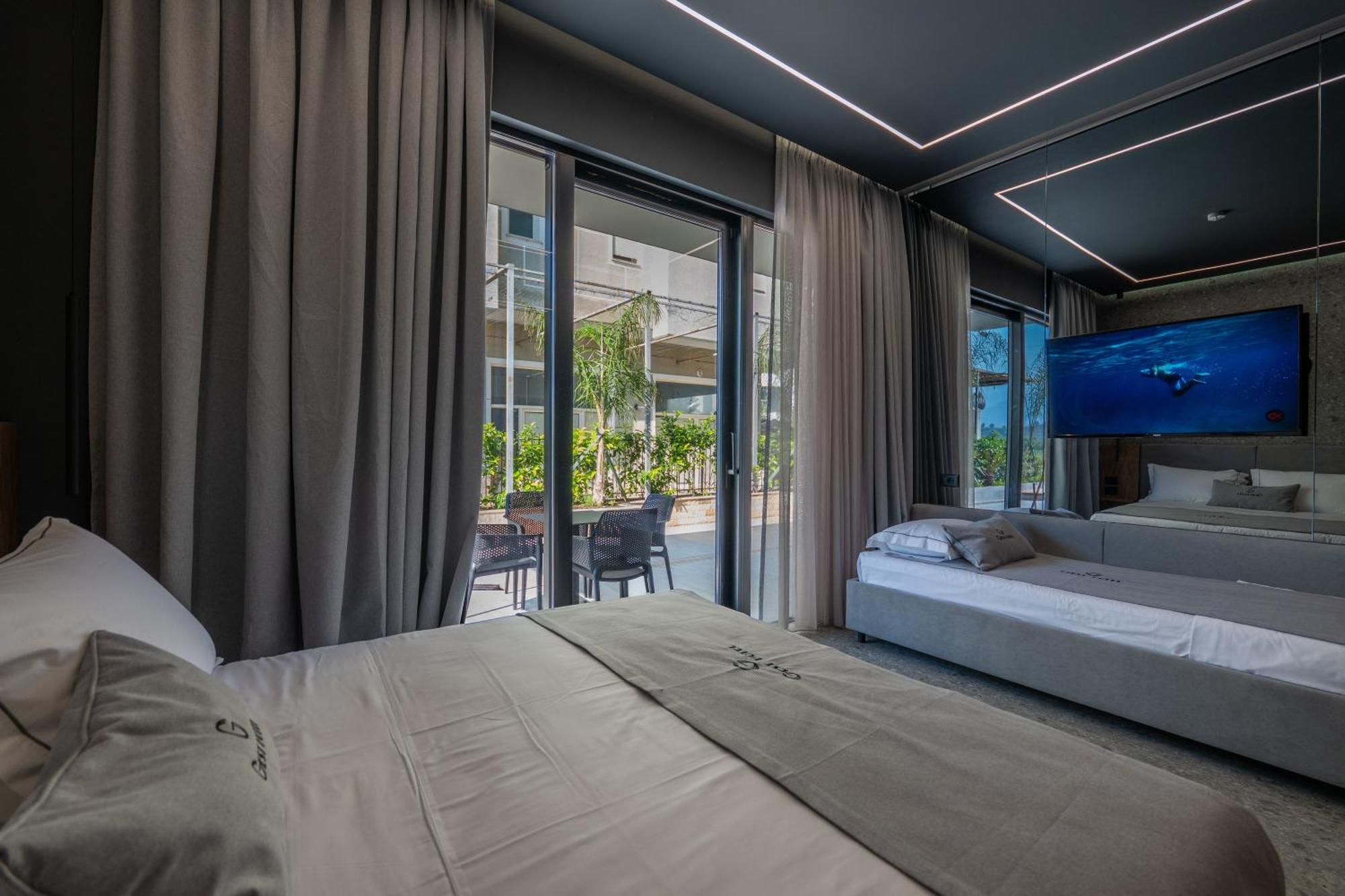 Radhimë Gest Hotel מראה חיצוני תמונה